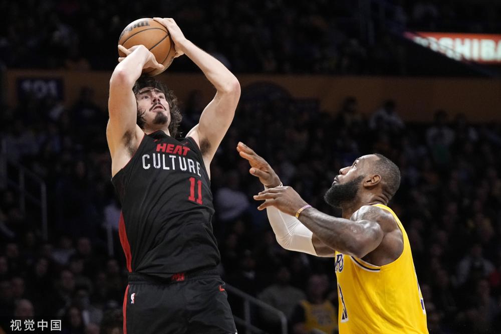 了现代足球 了现代足球