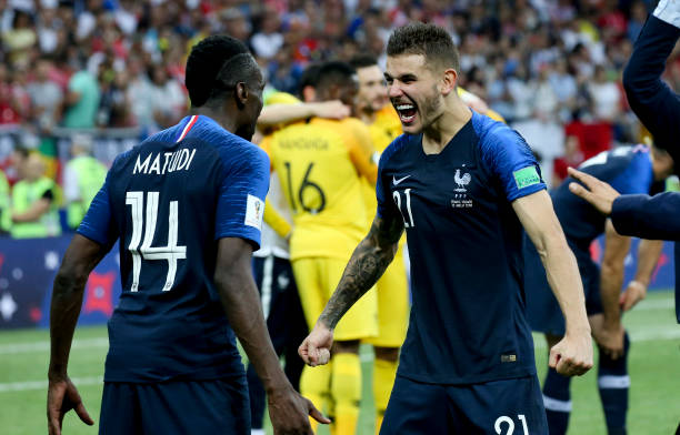 化的足球竞 化的足球竞