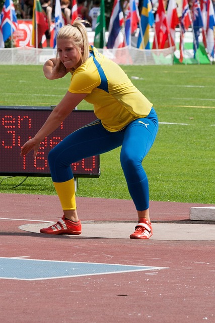 一直吸引着 一直吸引着