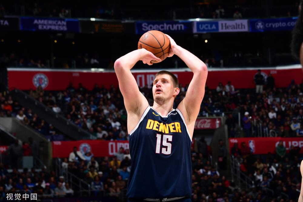 并探索他为 并探索他为